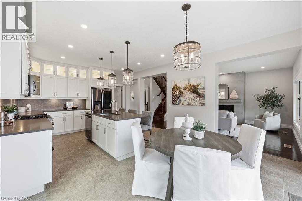 793 Beach Boulevard, Hamilton, ON - Indoor