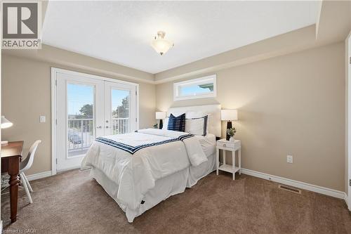 793 Beach Boulevard, Hamilton, ON - Indoor Photo Showing Bedroom