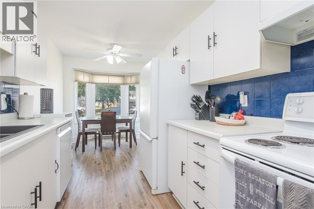 90 Ferman Drive Unit# 5, Guelph, ON - Indoor Photo Showing Kitchen