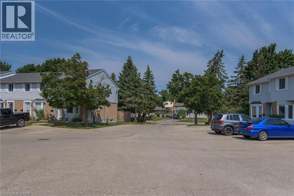 90 Ferman Drive Unit# 5, Guelph, ON - Outdoor
