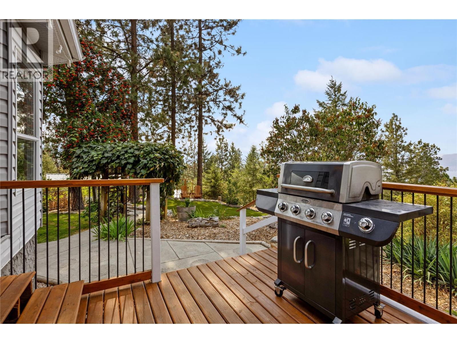 3115 Juniper Drive, Naramata, BC - Outdoor With Deck Patio Veranda