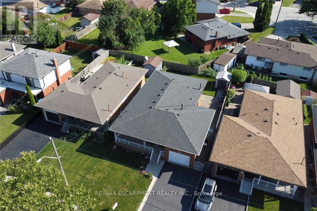 36 Abbington Drive, Hamilton, ON - Outdoor