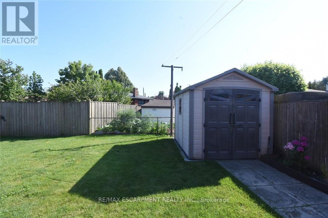 36 Abbington Drive, Hamilton, ON - Outdoor