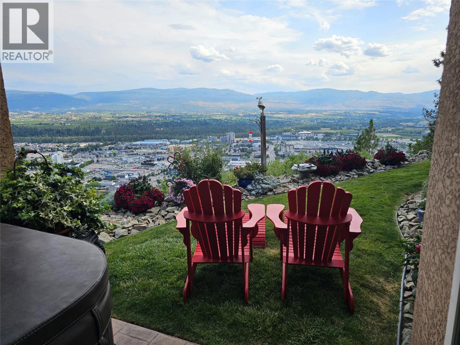 2213 Waddington Court Unit# 3, Kelowna, BC - Outdoor With View