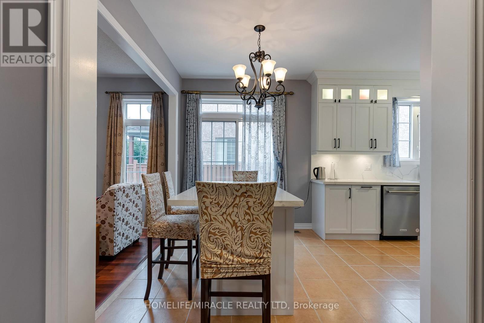 9 Peridot Road, Brampton, ON - Indoor Photo Showing Other Room