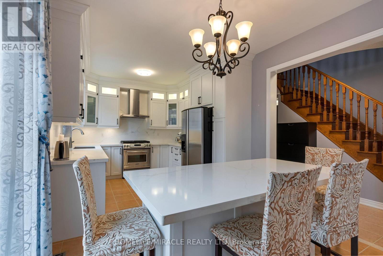 9 Peridot Road, Brampton, ON - Indoor