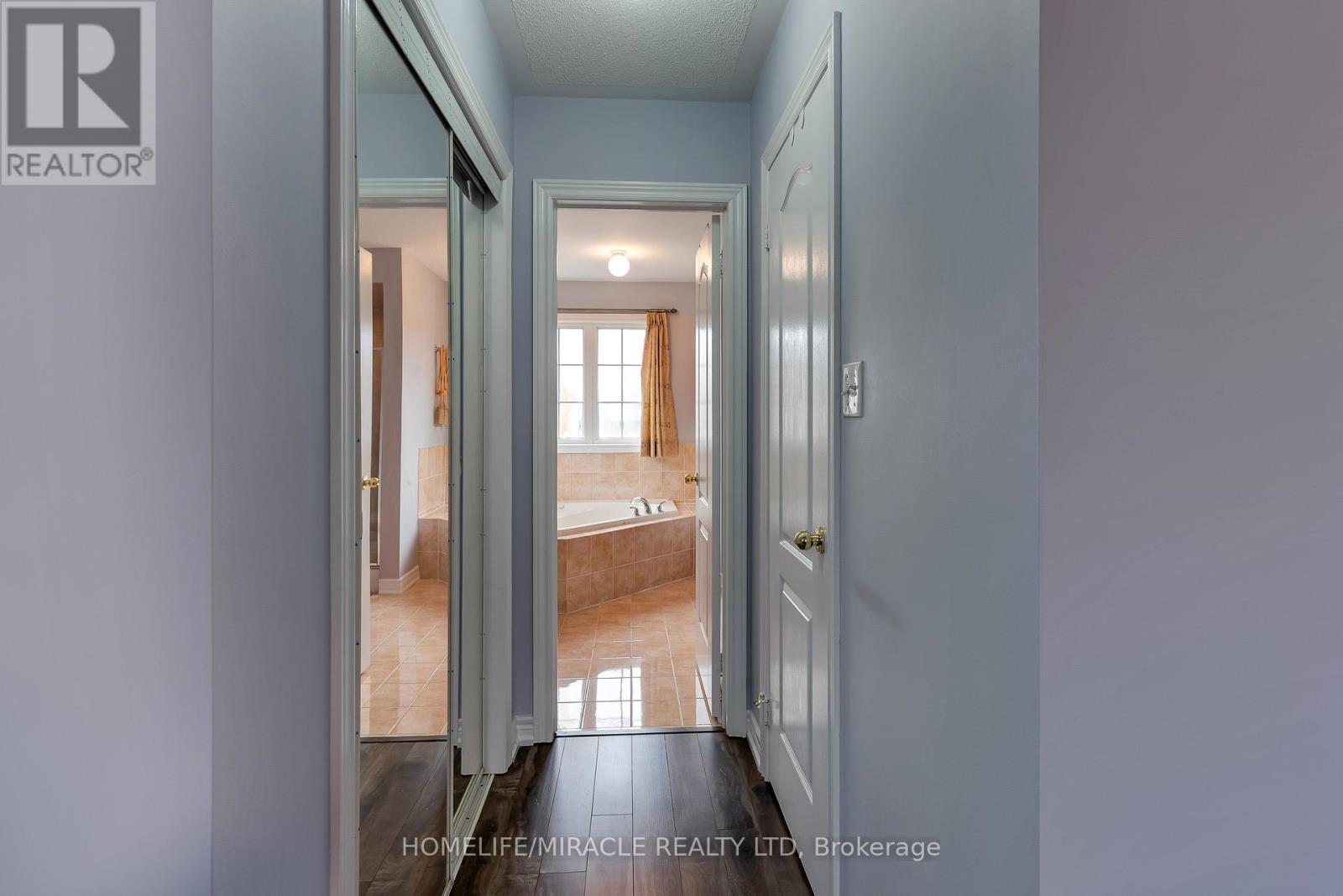 9 Peridot Road, Brampton, ON - Indoor Photo Showing Other Room