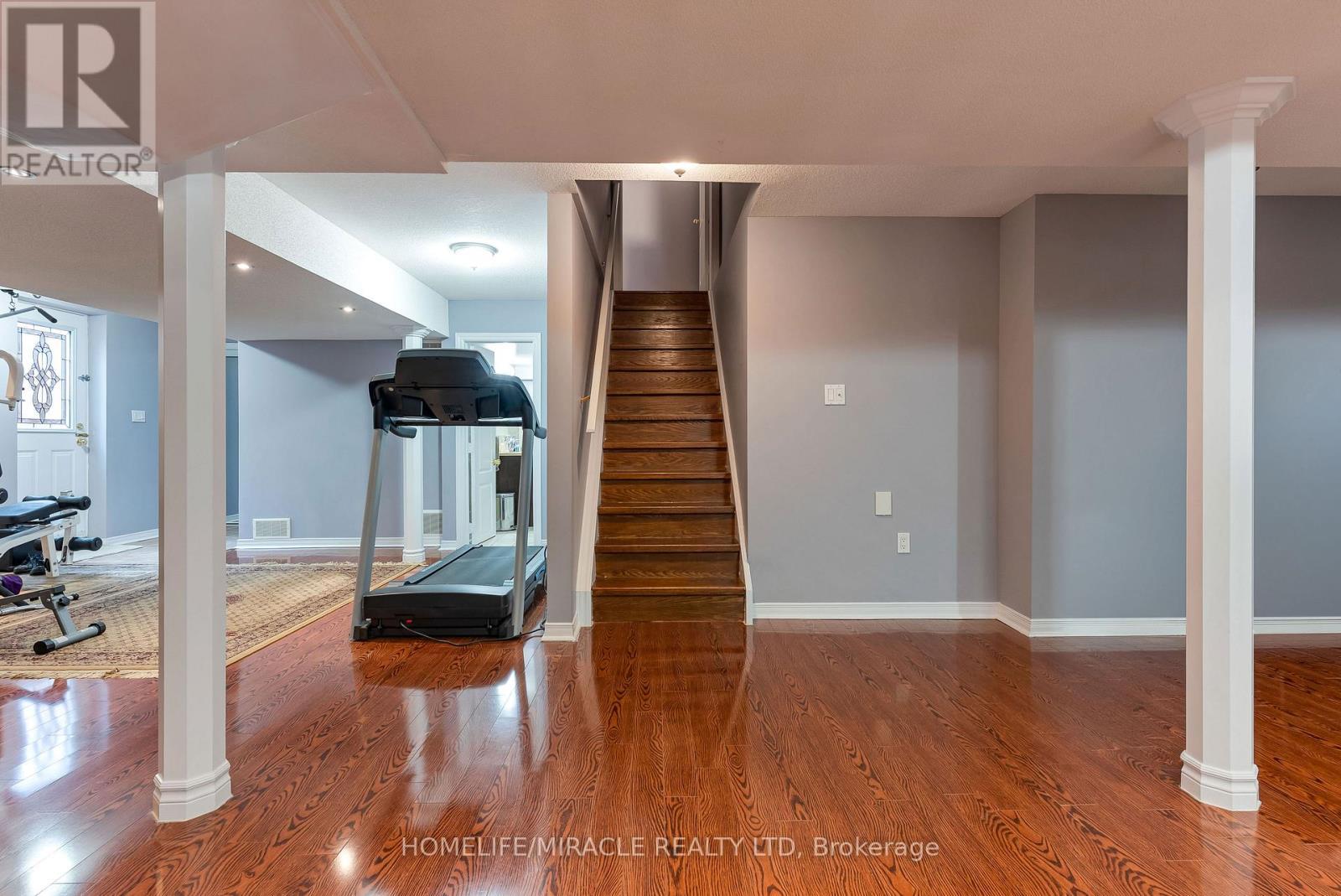 9 Peridot Road, Brampton, ON - Indoor
