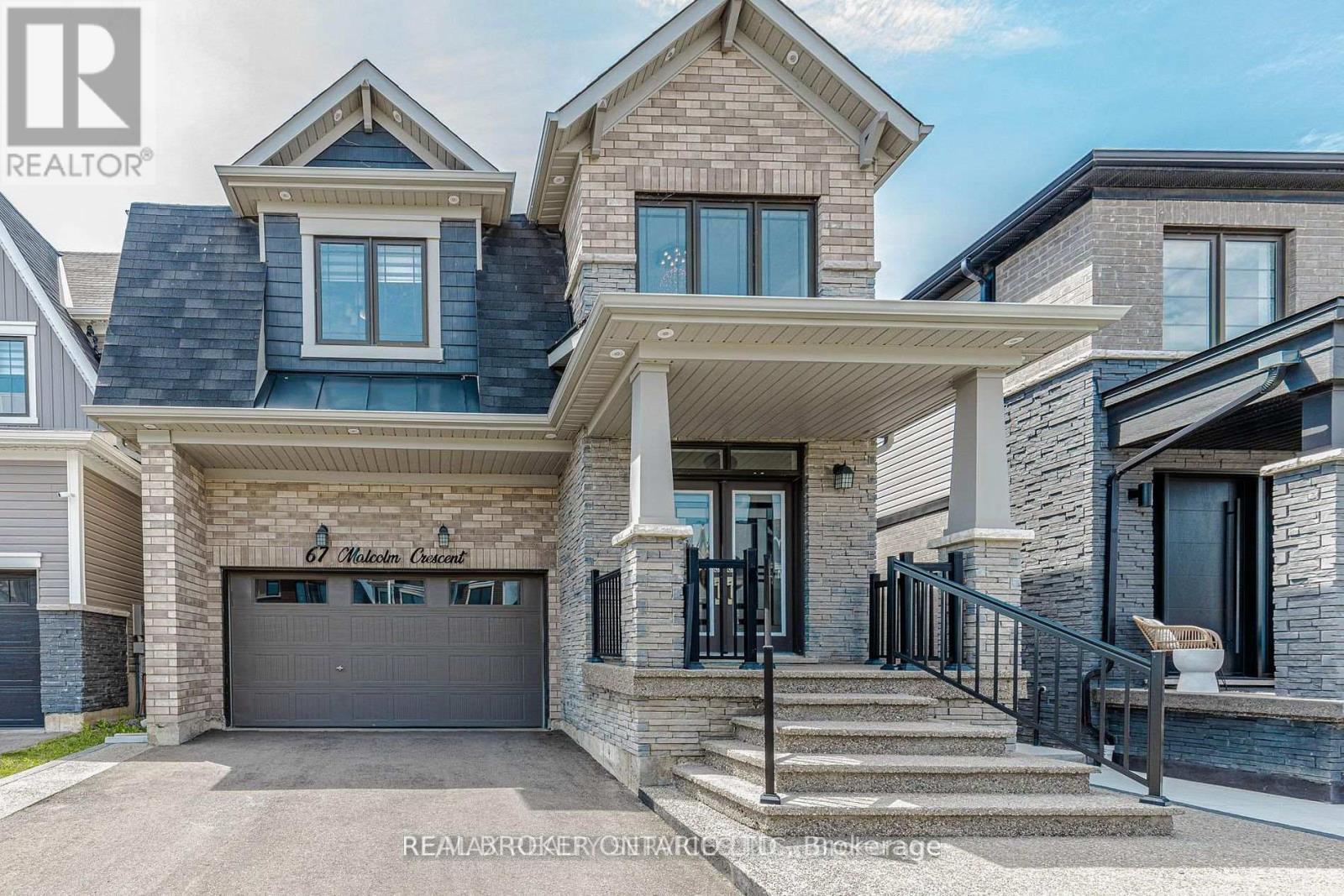 67 Malcolm Crescent, Haldimand, ON - Outdoor With Facade