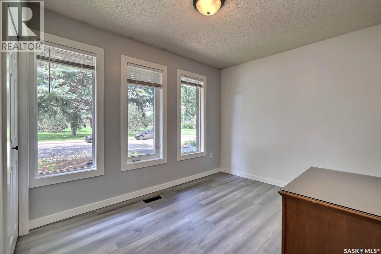 122 Edenwold Crescent, Regina, SK - Indoor Photo Showing Other Room