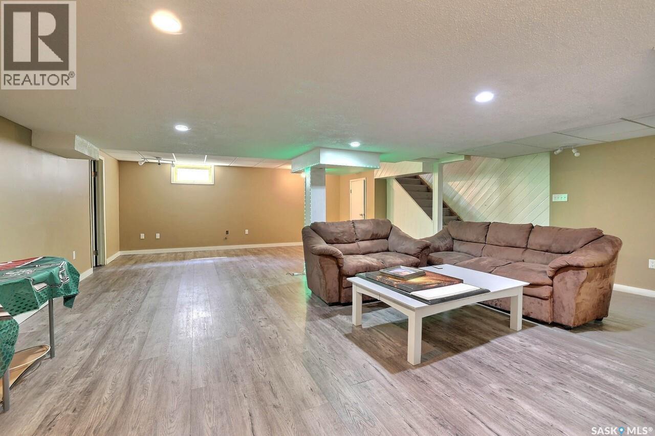 122 Edenwold Crescent, Regina, SK - Indoor Photo Showing Basement