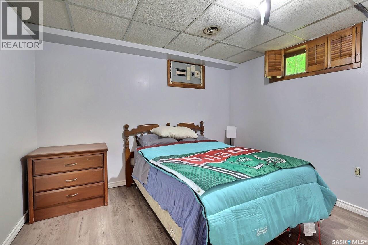 122 Edenwold Crescent, Regina, SK - Indoor Photo Showing Bedroom
