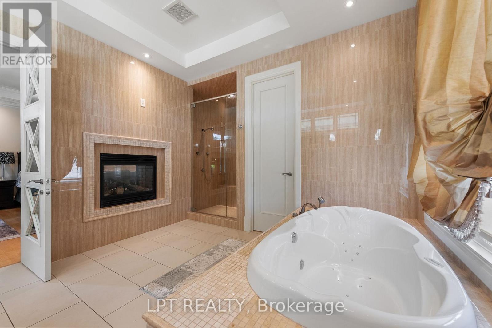 431 Lockmaster Crescent, Ottawa, ON - Indoor With Fireplace