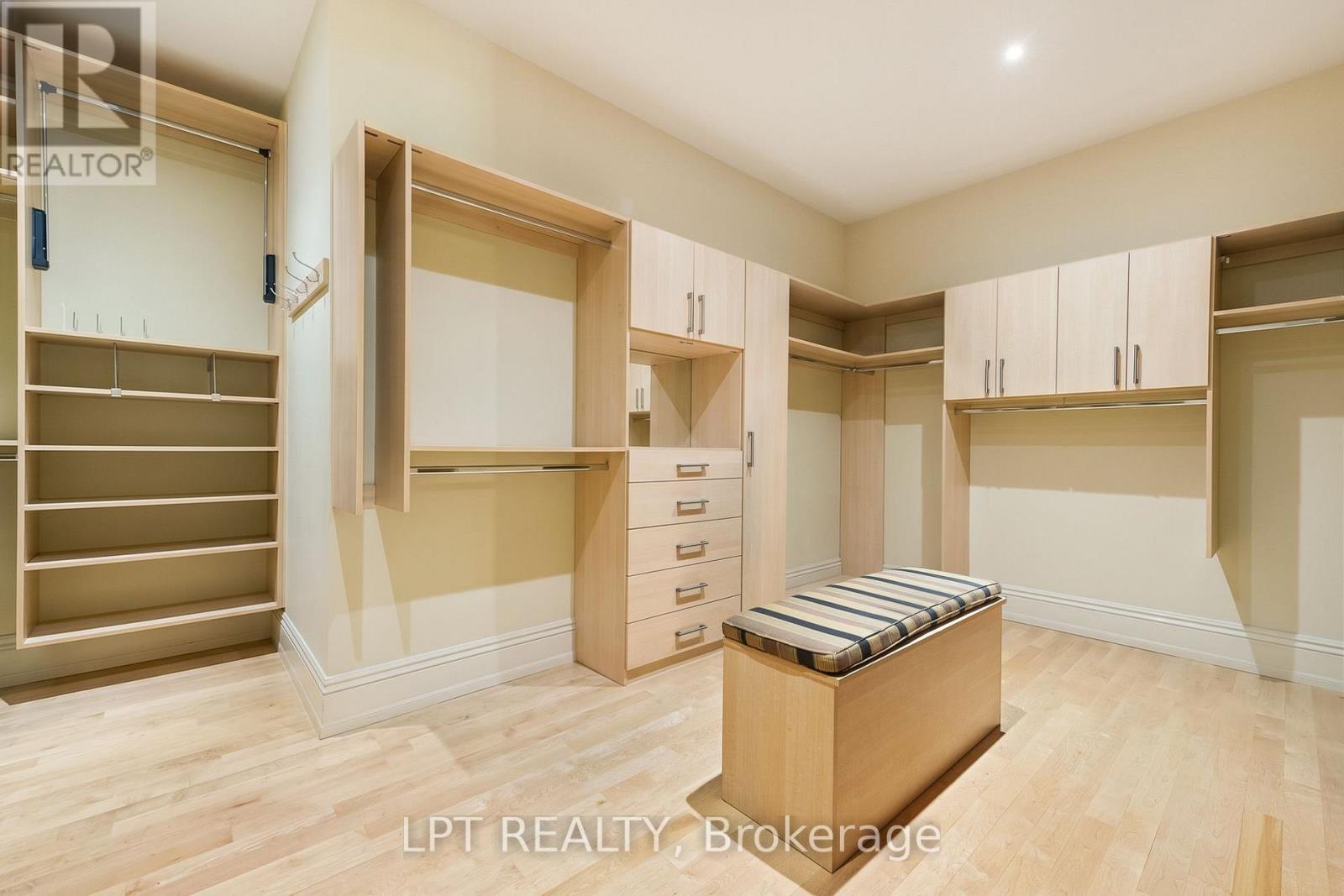 431 Lockmaster Crescent, Ottawa, ON - Indoor