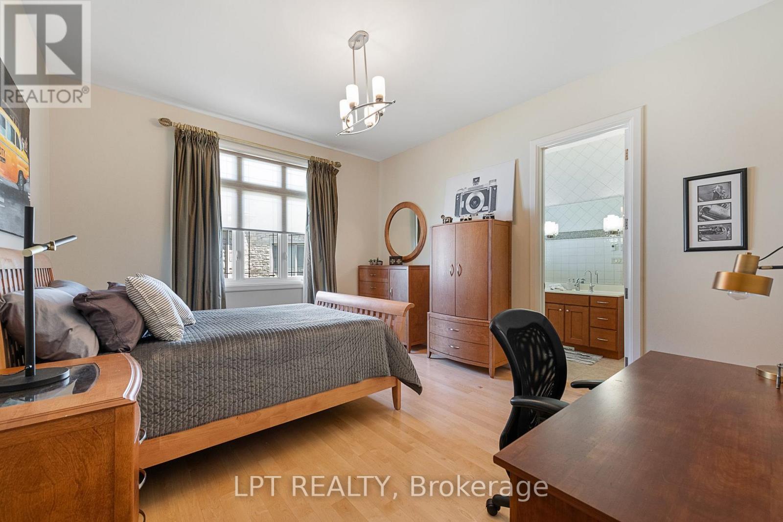431 Lockmaster Crescent, Ottawa, ON - Indoor Photo Showing Bedroom