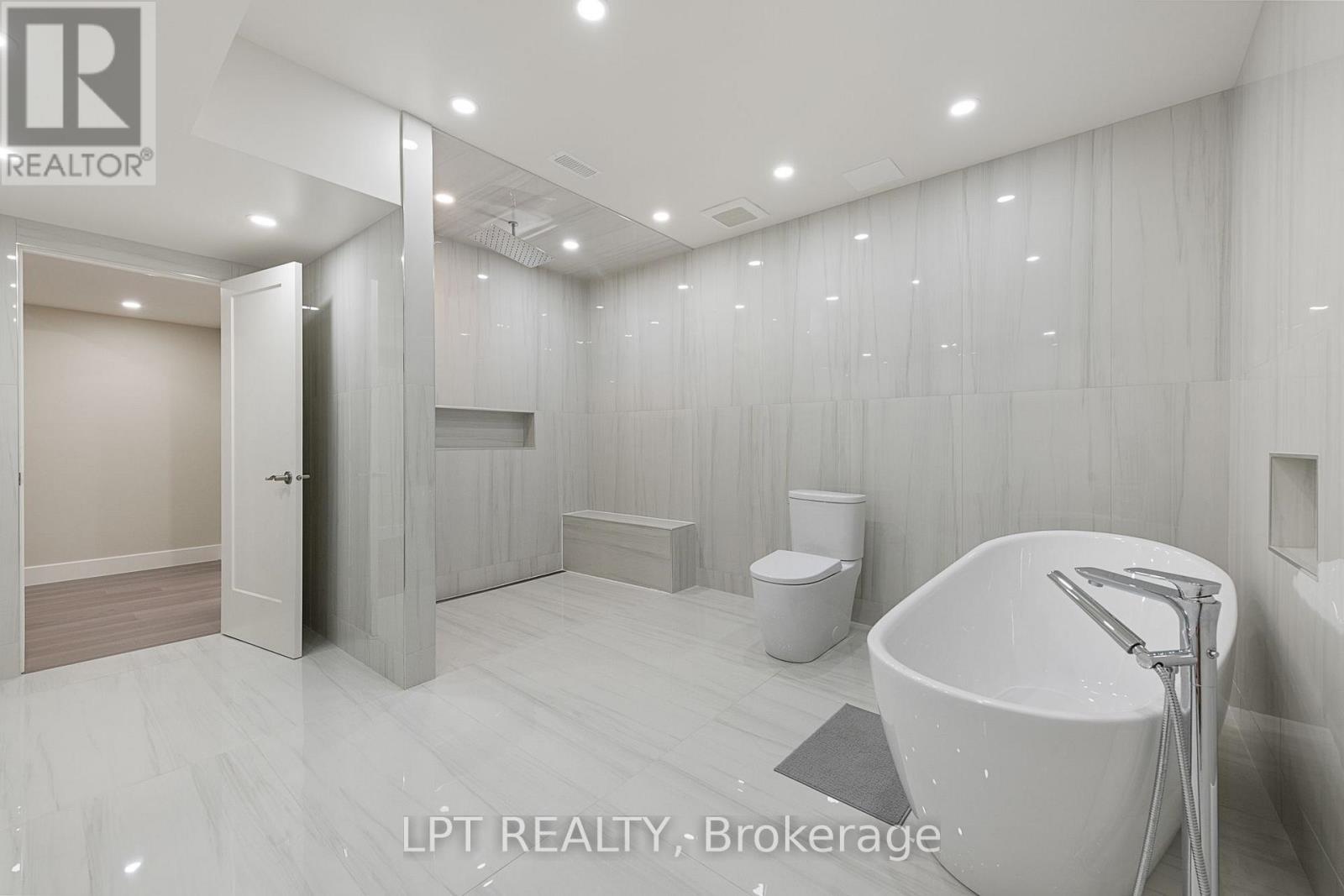 431 Lockmaster Crescent, Ottawa, ON - Indoor Photo Showing Bathroom