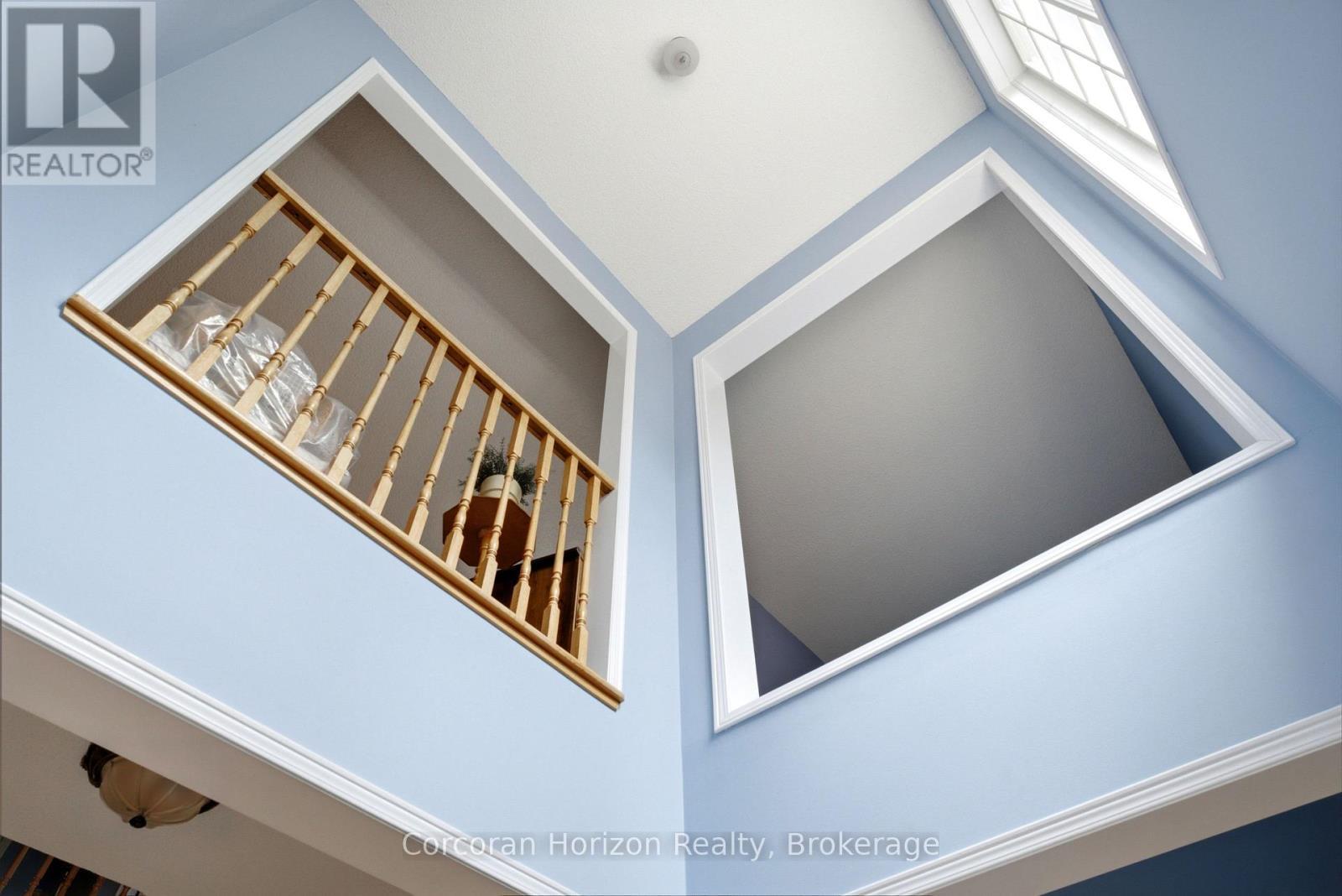 131 Huntingwood Avenue, Hamilton (Dundas), ON - Indoor Photo Showing Other Room