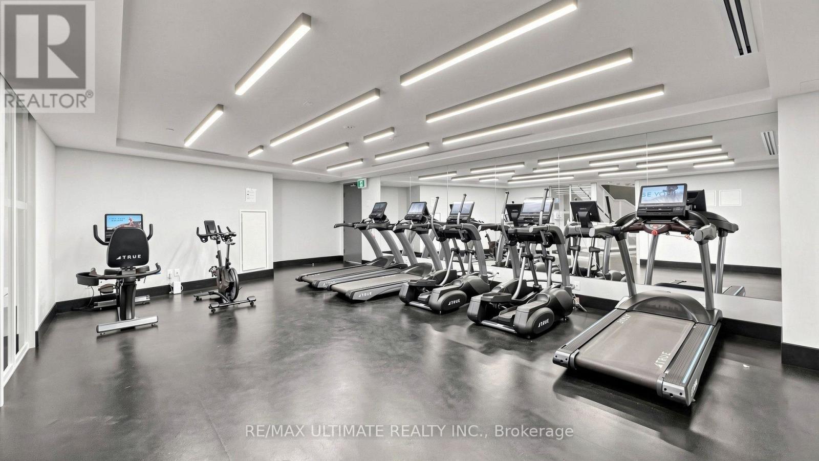 2304 - 2A Church Street, Toronto, ON - Indoor Photo Showing Gym Room
