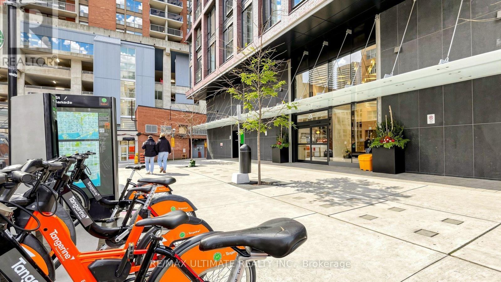 2304 - 2A Church Street, Toronto, ON - Outdoor