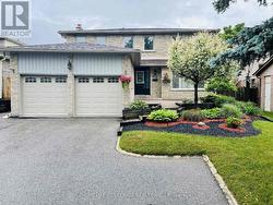 UPPER LEVEL - 909 FERNDALE CRESCENT Newmarket, ON L3Y 6B6