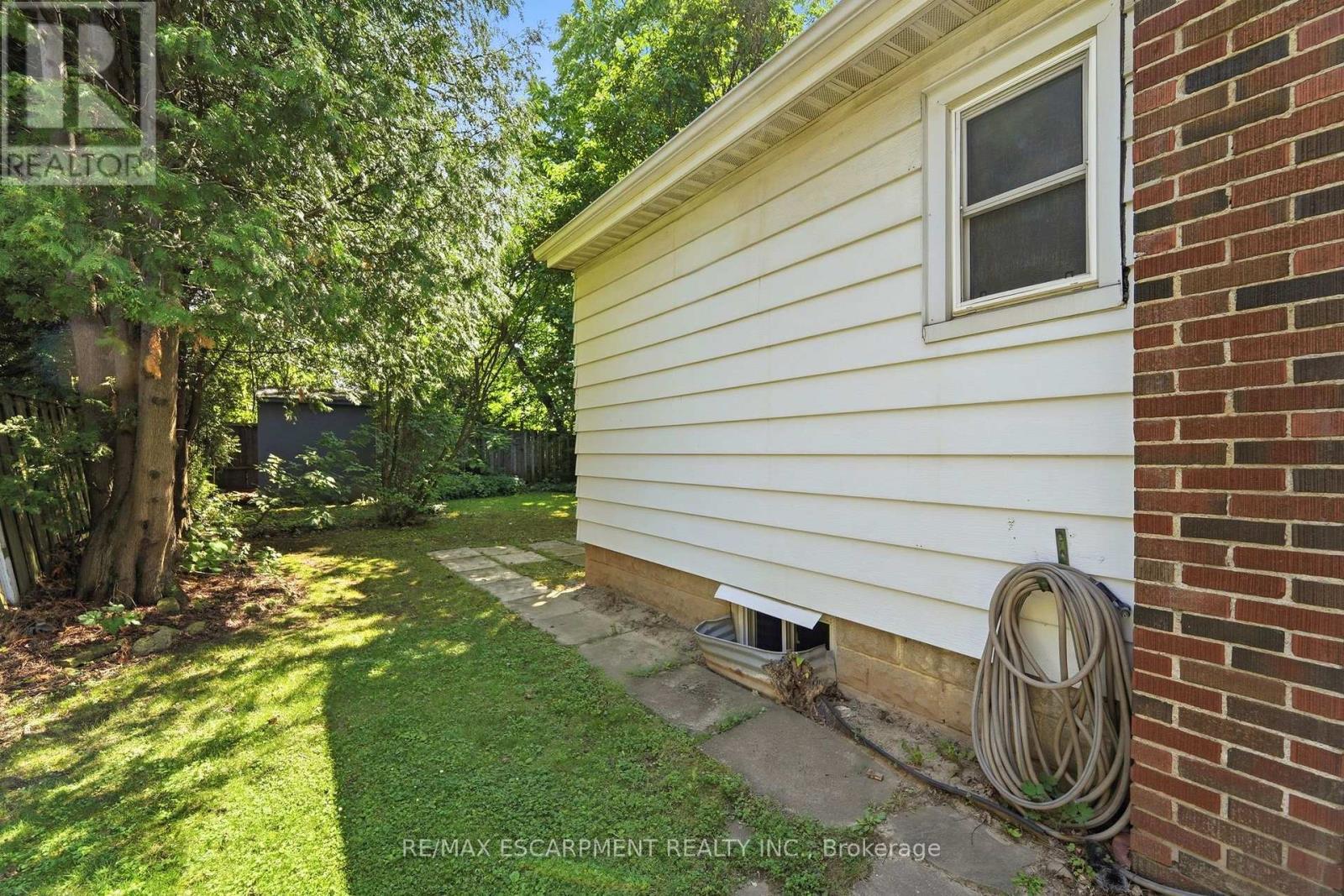 61 Glenmount Avenue, Hamilton, ON - Outdoor With Exterior