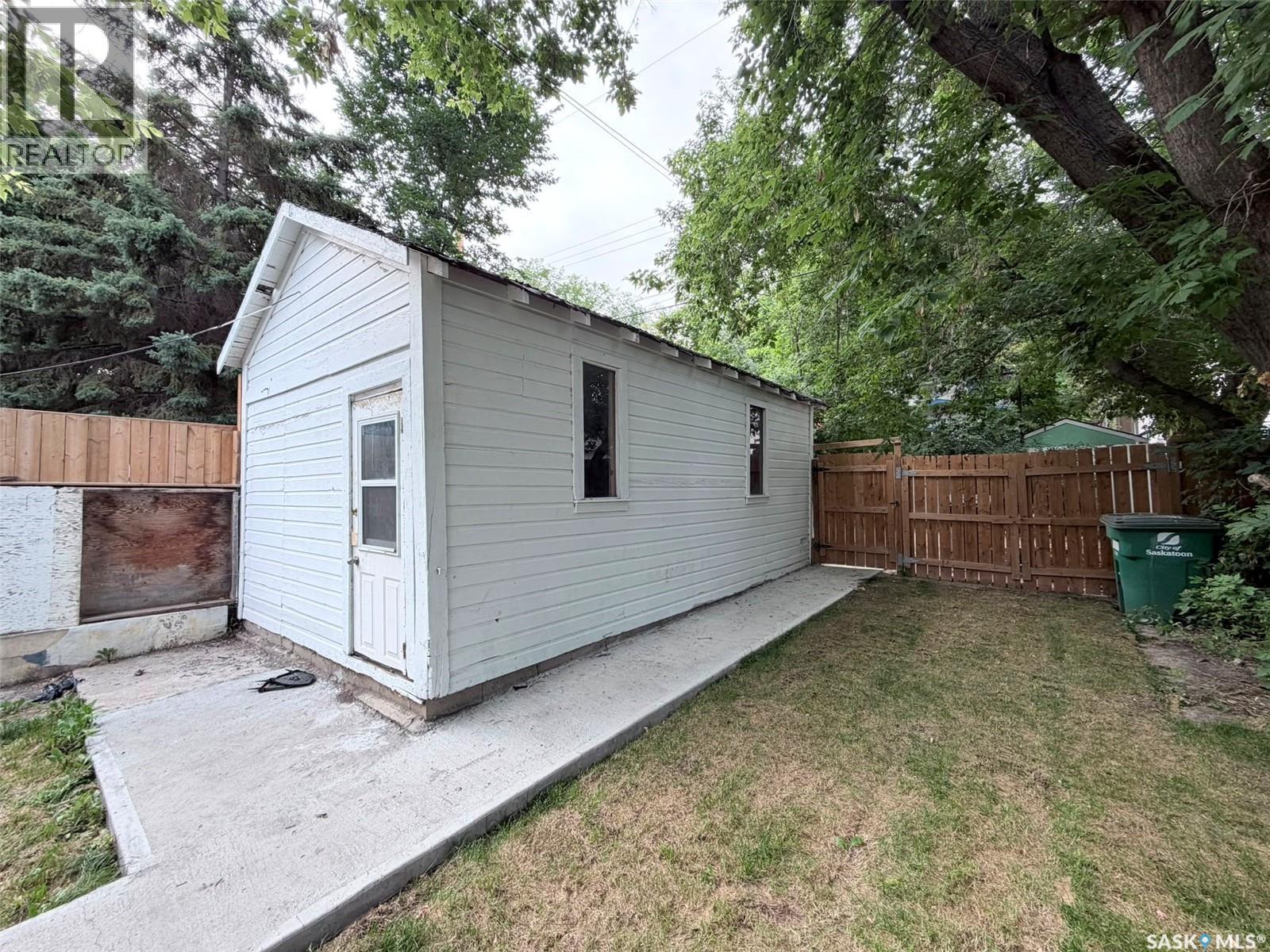 308 26Th Street, Saskatoon, SK - Outdoor With Exterior