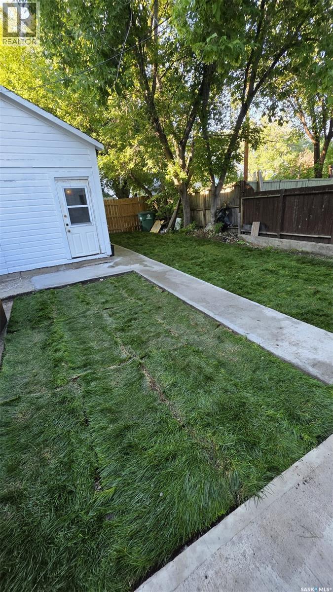 308 26Th Street, Saskatoon, SK - Outdoor