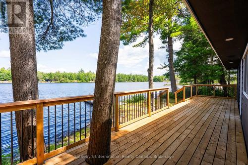 COTTAGE - 1055 WEST BANK DRIVE  Gravenhurst (Morrison), ON P0E 1G0