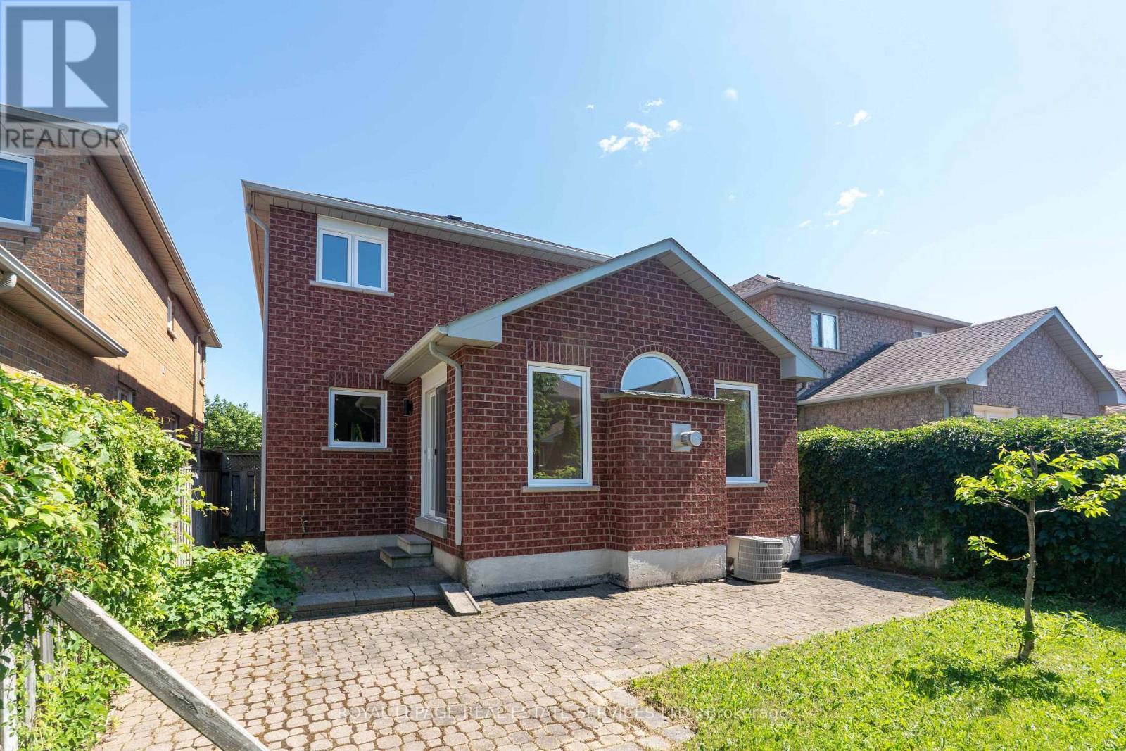 Back of House - 3955 Foxwood Avenue, Mississauga, ON - Outdoor With Exterior