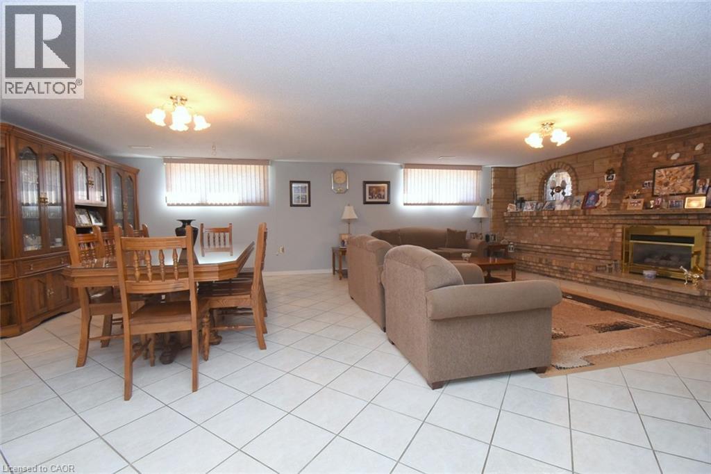 36 Abbington Drive, Hamilton, ON - Indoor With Fireplace