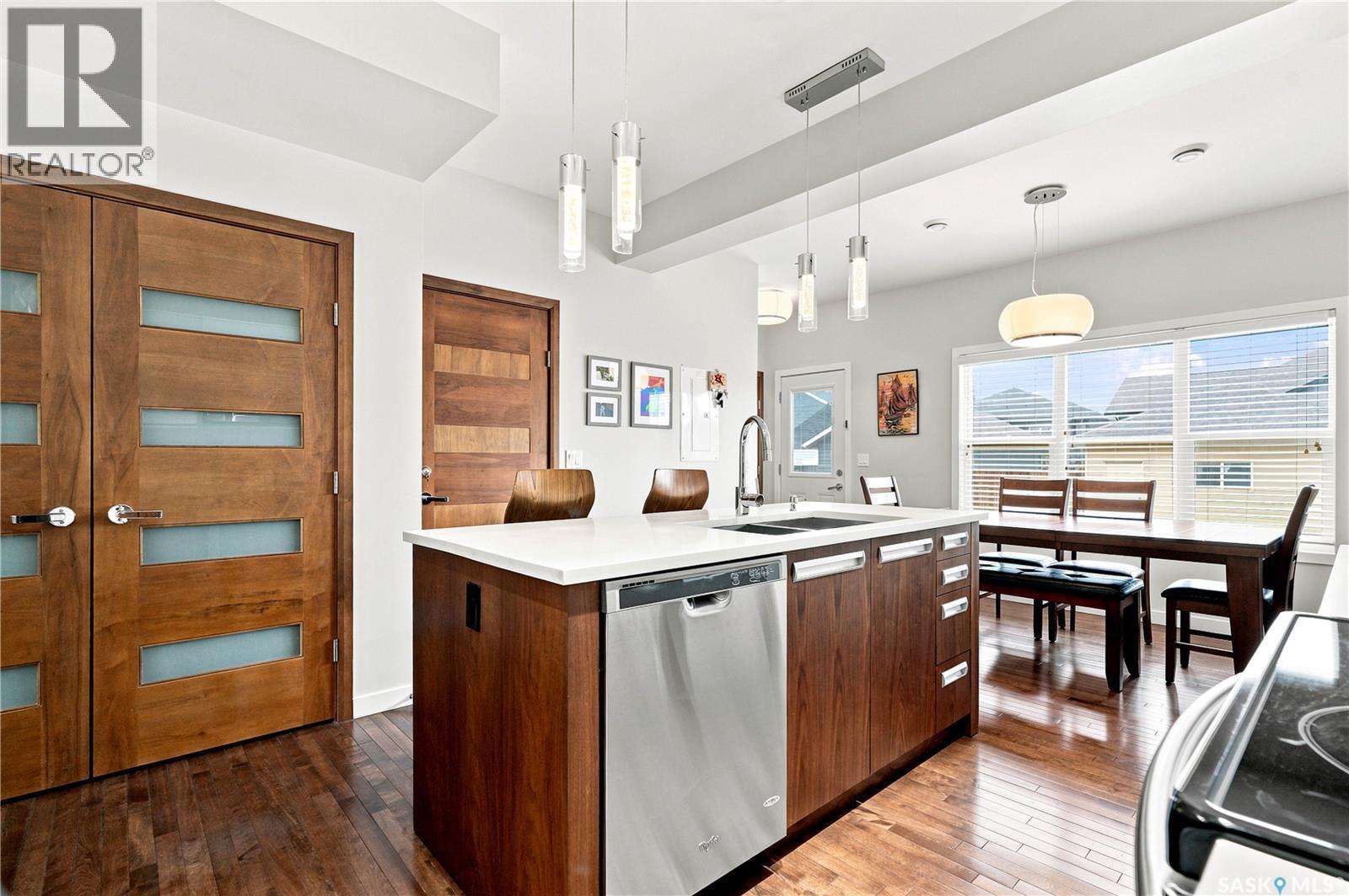 151 Tweed Lane, Saskatoon, SK - Indoor Photo Showing Kitchen