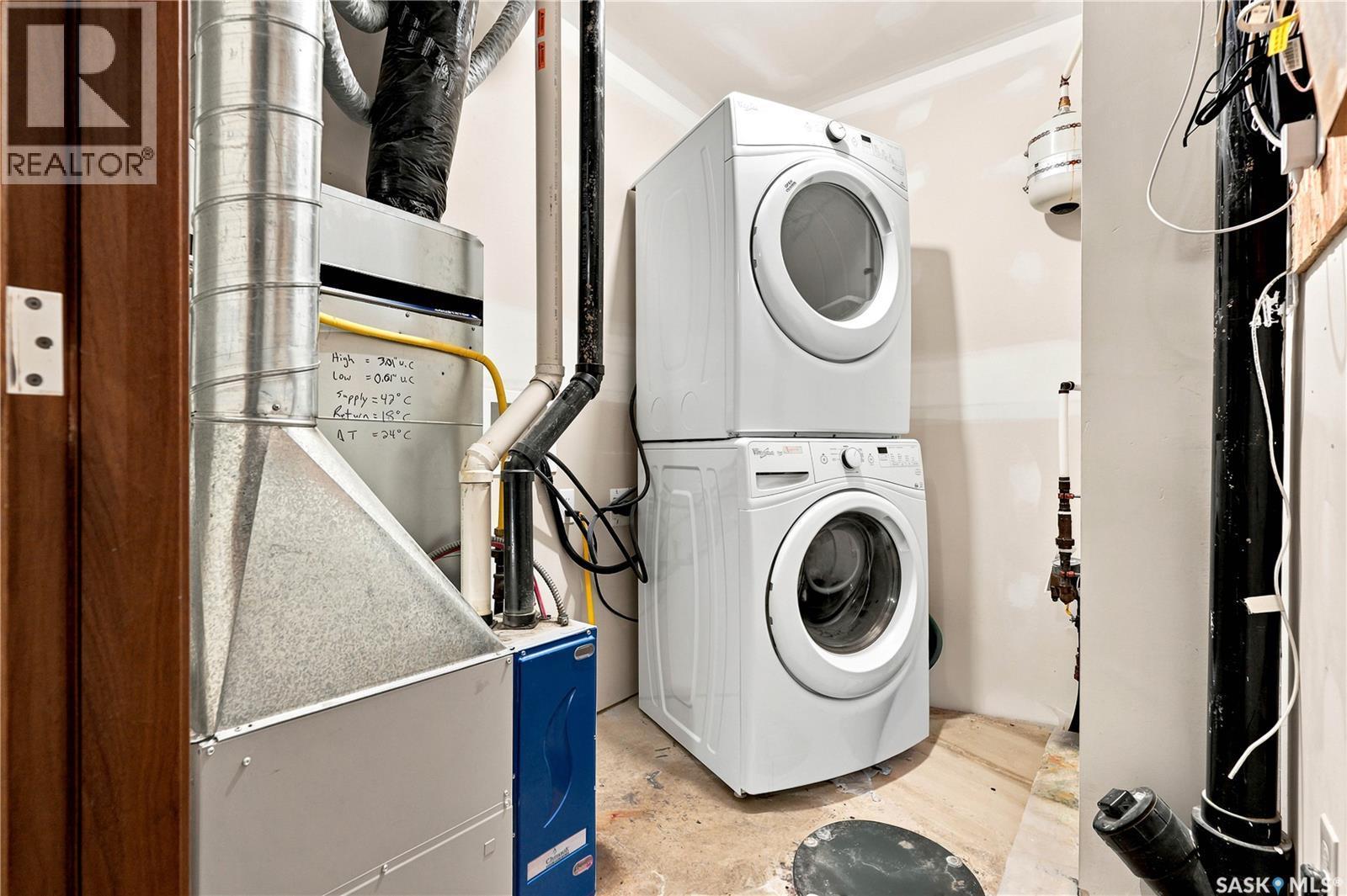 151 Tweed Lane, Saskatoon, SK - Indoor Photo Showing Laundry Room