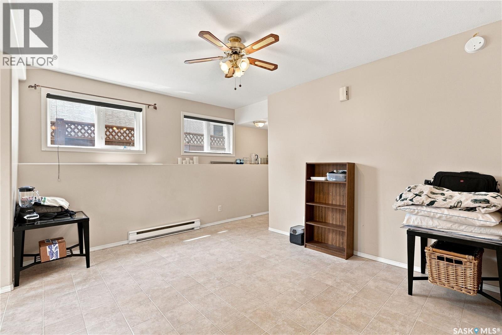 518 Peterson Crescent, Saskatoon, SK - Indoor Photo Showing Other Room