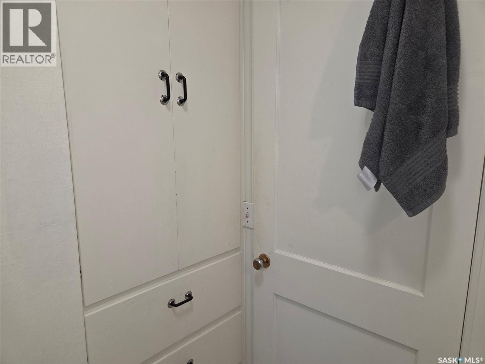 203 1St Street S, Middle Lake, SK - Indoor Photo Showing Other Room