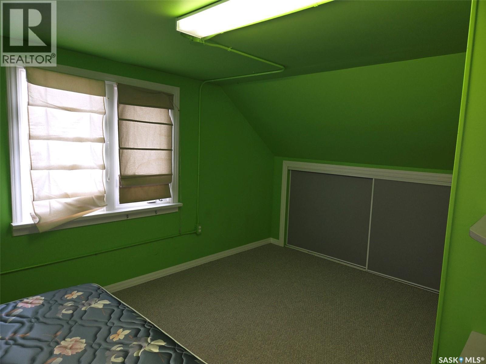 203 1St Street S, Middle Lake, SK - Indoor