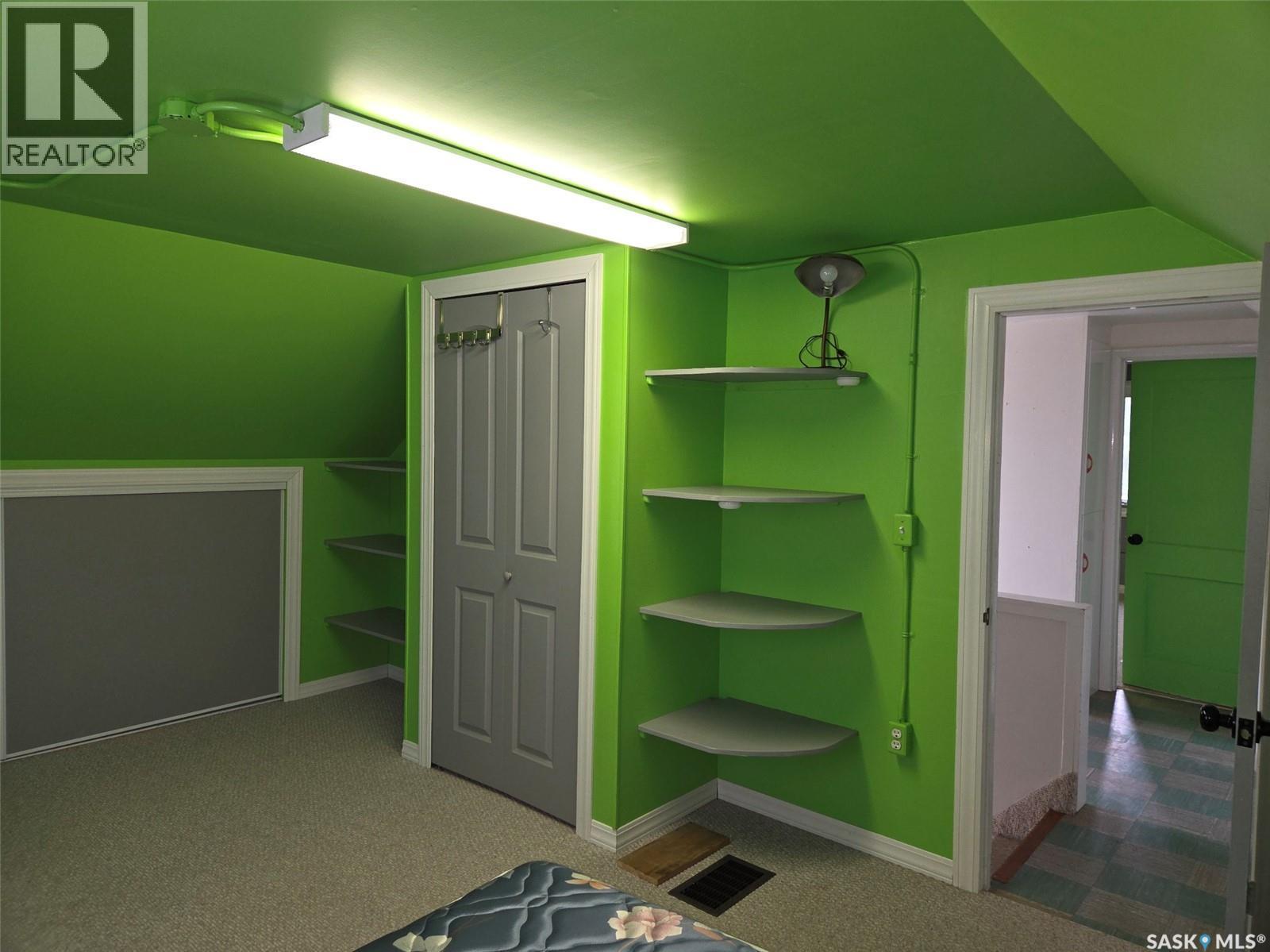 203 1St Street S, Middle Lake, SK - Indoor