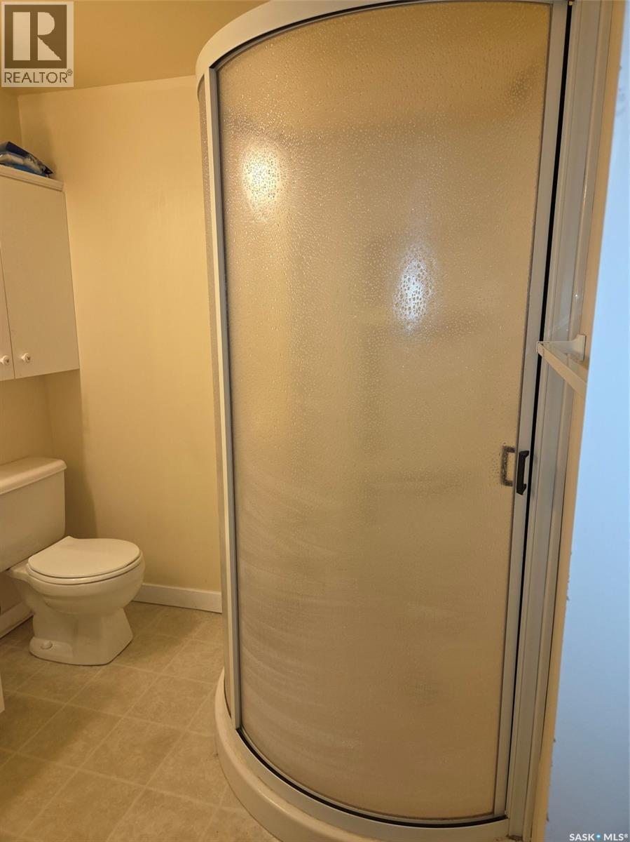 203 1St Street S, Middle Lake, SK - Indoor Photo Showing Bathroom