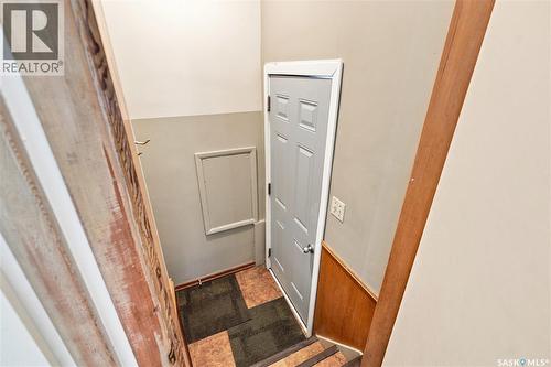2401 Dufferin Avenue, Saskatoon, SK - Indoor Photo Showing Other Room