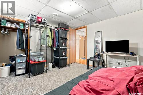 2401 Dufferin Avenue, Saskatoon, SK - Indoor