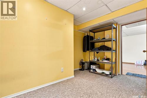 2401 Dufferin Avenue, Saskatoon, SK - Indoor Photo Showing Other Room