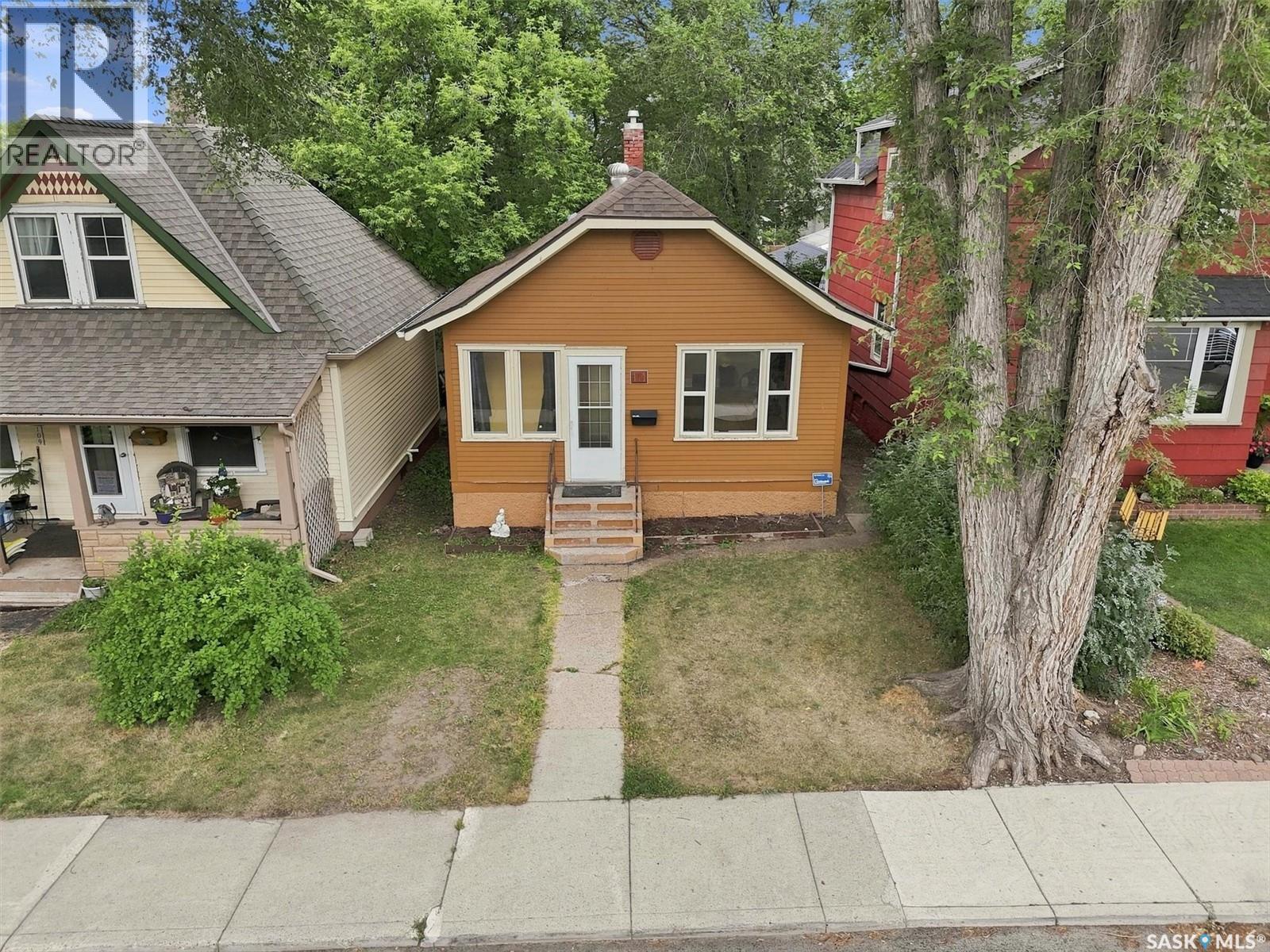 111 9Th Street E, Saskatoon, SK - Outdoor