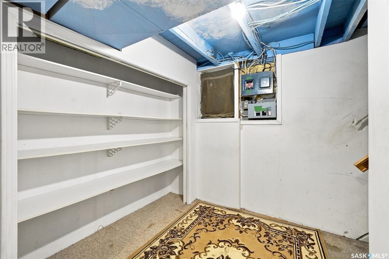 111 9Th Street E, Saskatoon, SK - Indoor Photo Showing Other Room