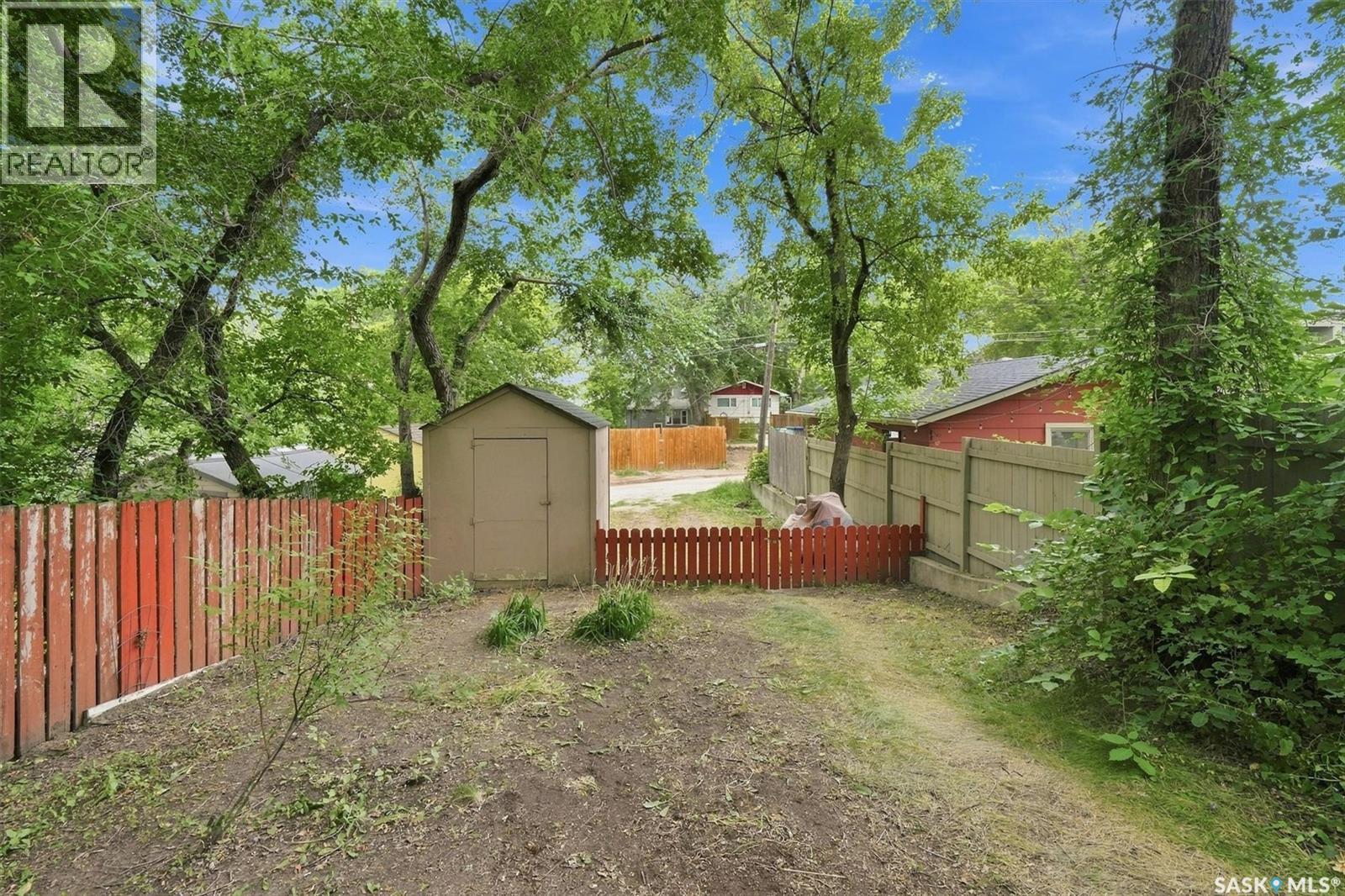 111 9Th Street E, Saskatoon, SK - Outdoor