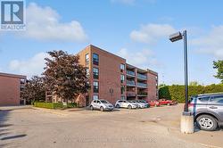 405 - 215 SCOTLAND STREET Centre Wellington (Fergus), ON N1M 3T3