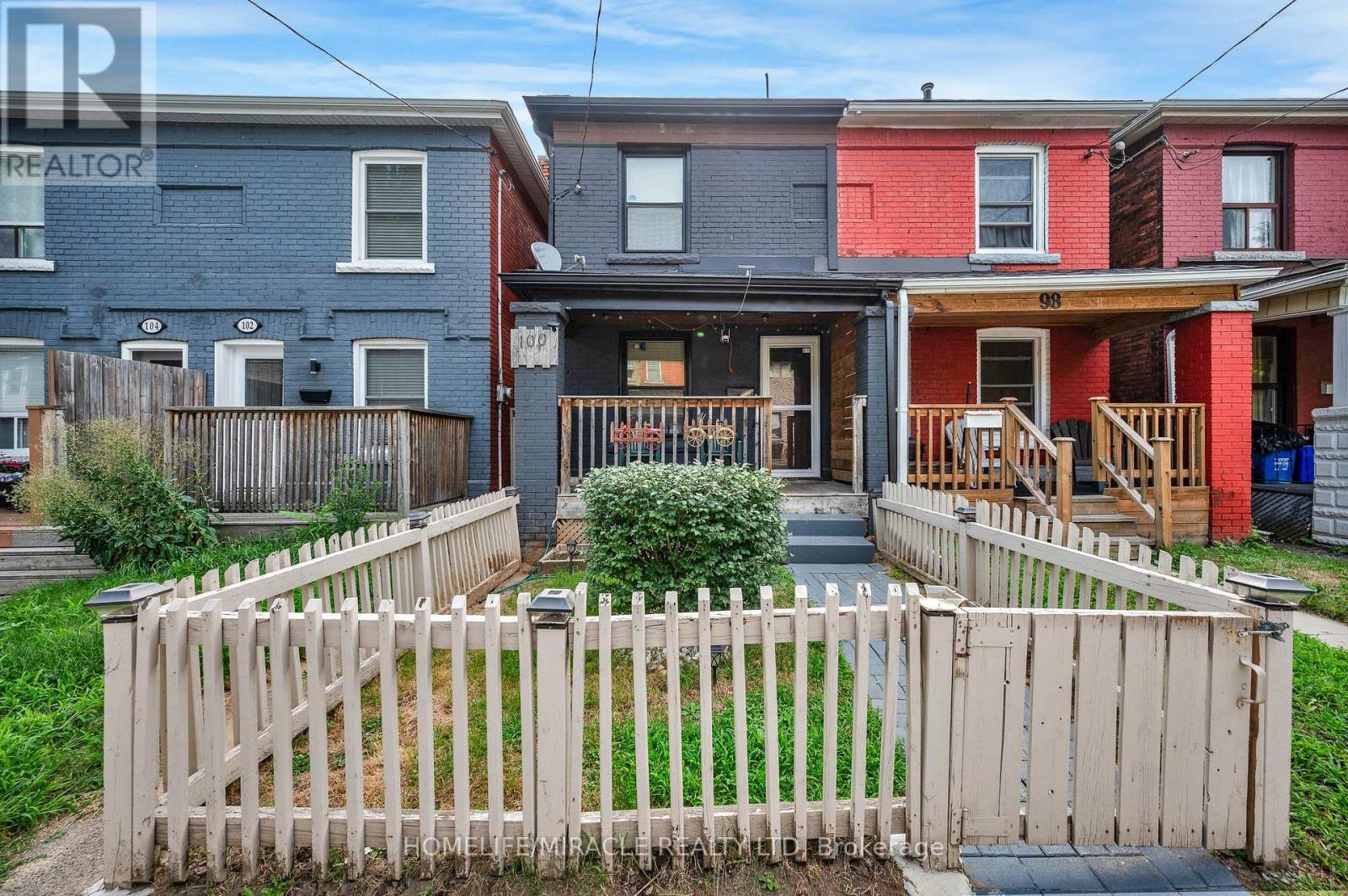 100 Gibson Avenue, Hamilton, ON - Outdoor With Deck Patio Veranda With Facade