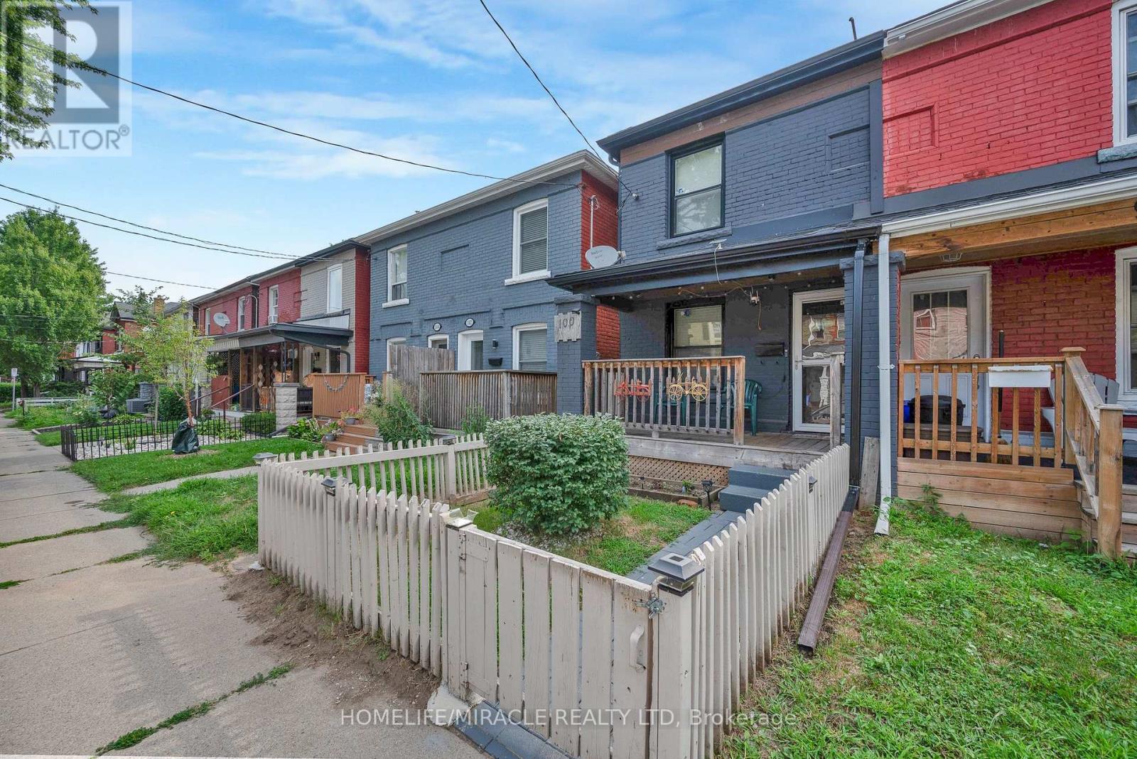 100 Gibson Avenue, Hamilton, ON - Outdoor With Deck Patio Veranda
