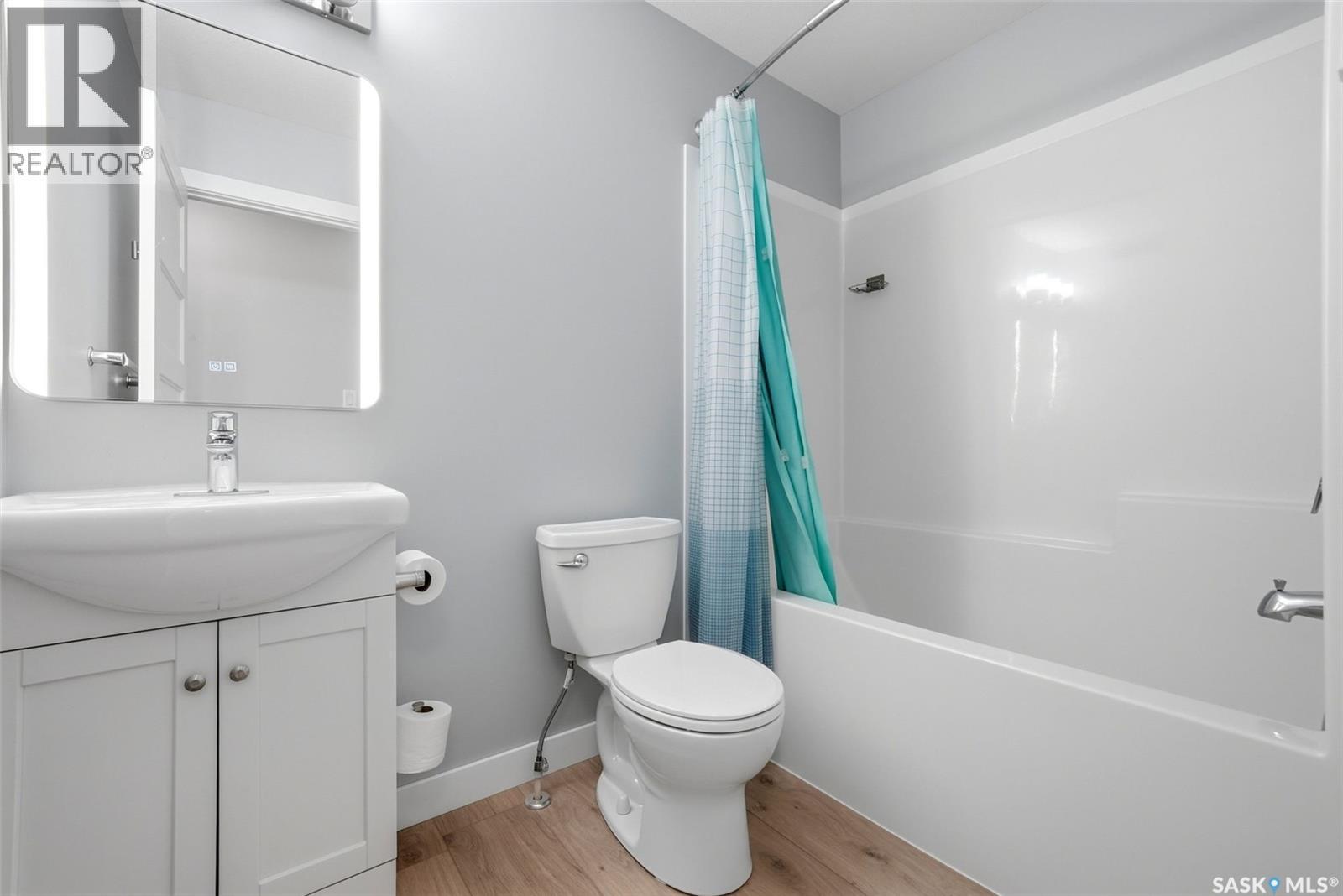 20 5301 Beacon Drive, Regina, SK - Indoor Photo Showing Bathroom