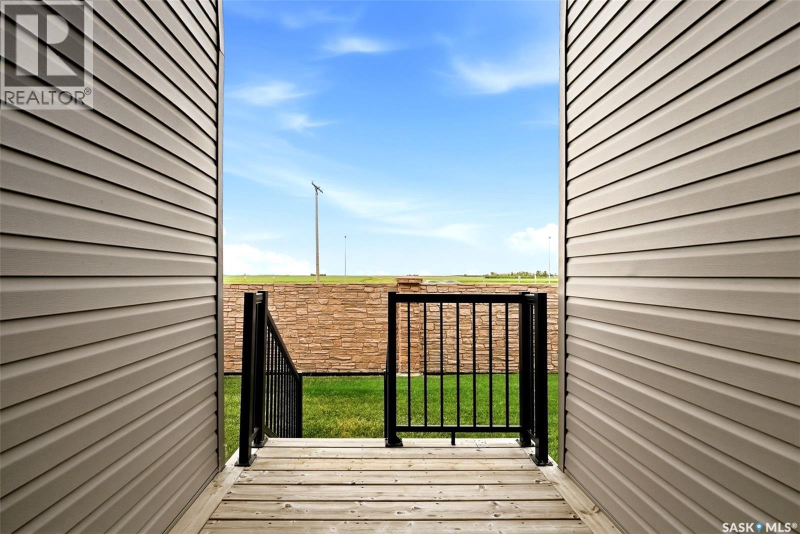 20 5301 Beacon Drive, Regina, SK - Outdoor With Exterior