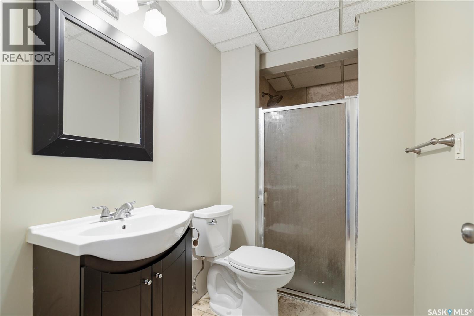 7323 Maple View Crescent, Regina, SK - Indoor Photo Showing Bathroom