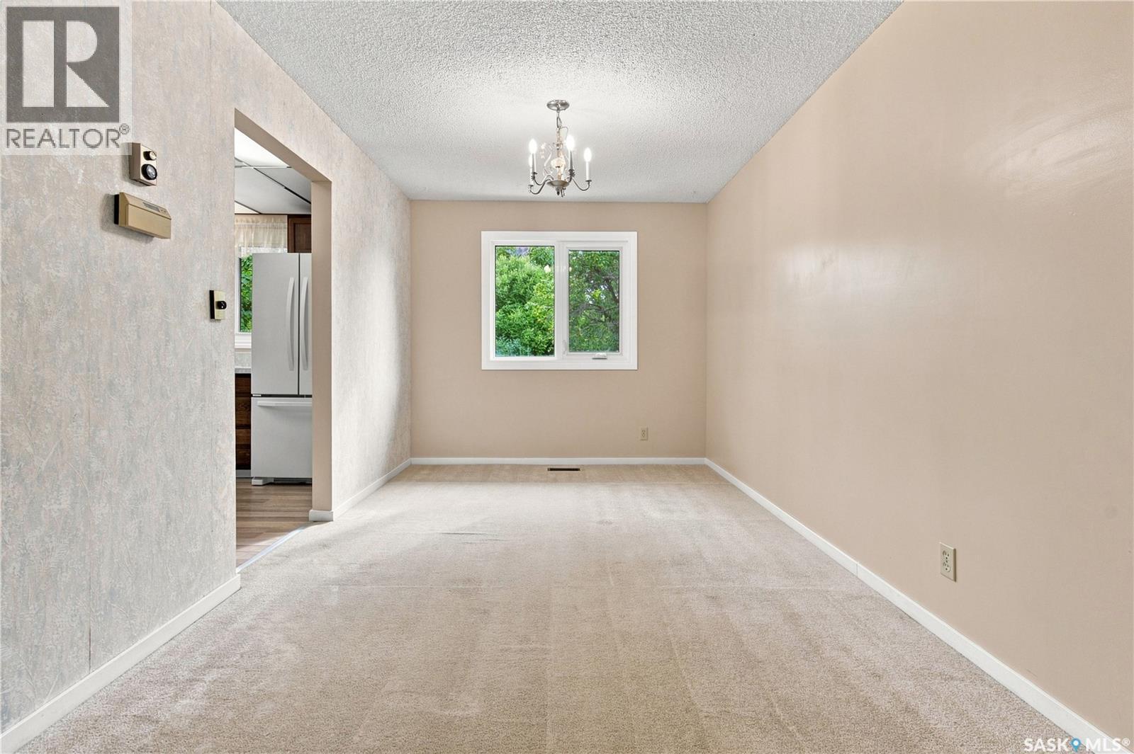 347 Trudelle Crescent, Regina, SK - Indoor Photo Showing Other Room